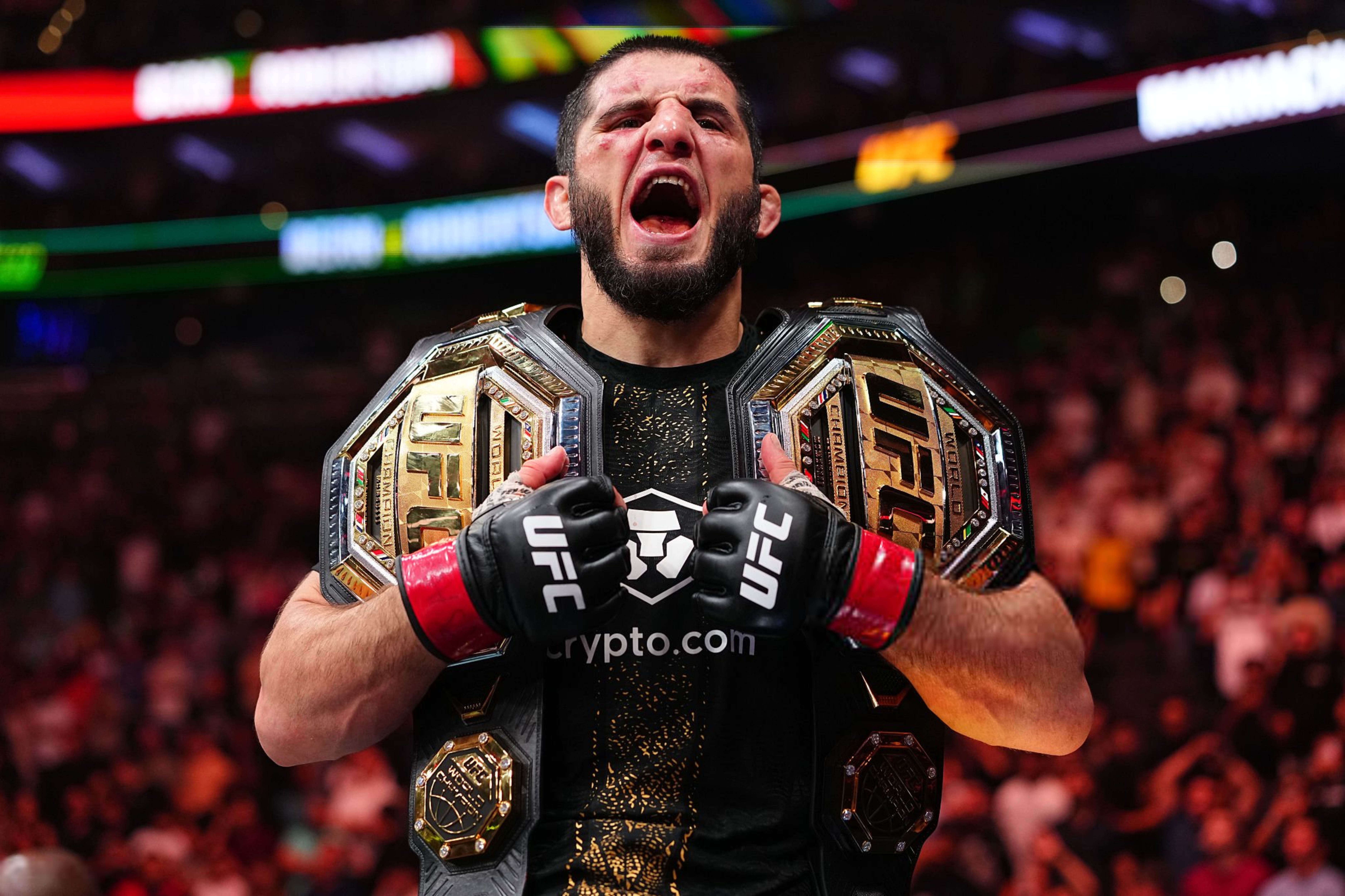 Махачев победил Гэрри и защитил титул UFC в полусреднем весе